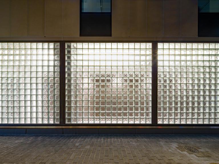 写真：MCA京橋ビル（東京都）