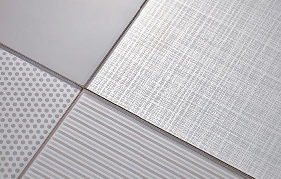 写真：フィルム貼り仕様の特定防火設備用ガラス 「ファイアライト®F」本格販売開始のお知らせ