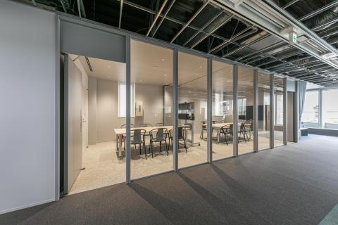 写真：中央復建コンサルタンツ 本社（大阪府）