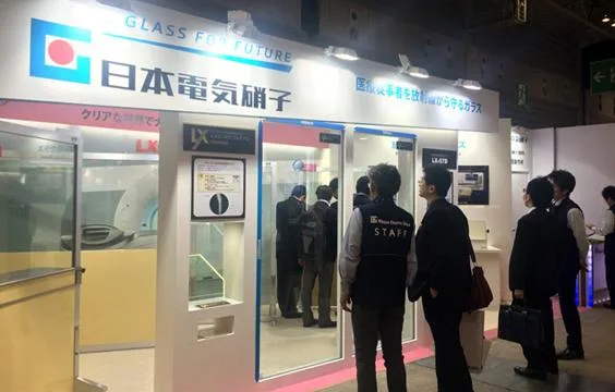 写真：国際医用画像総合展（ITEM2016）に出展中です。